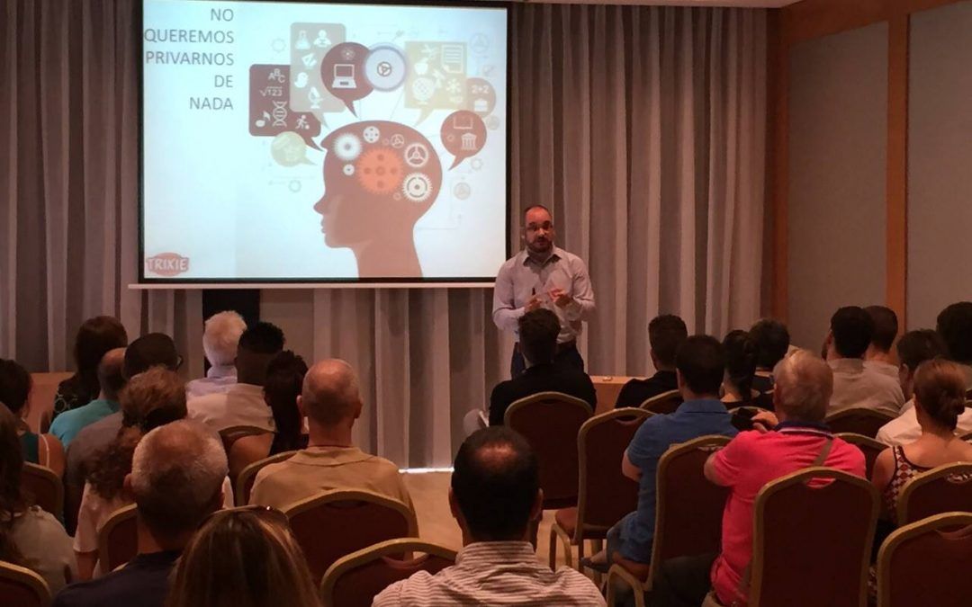 Conferencias en Barcelona sobre marketing y merchandising en el ‪‎comercio‬ de mascotas